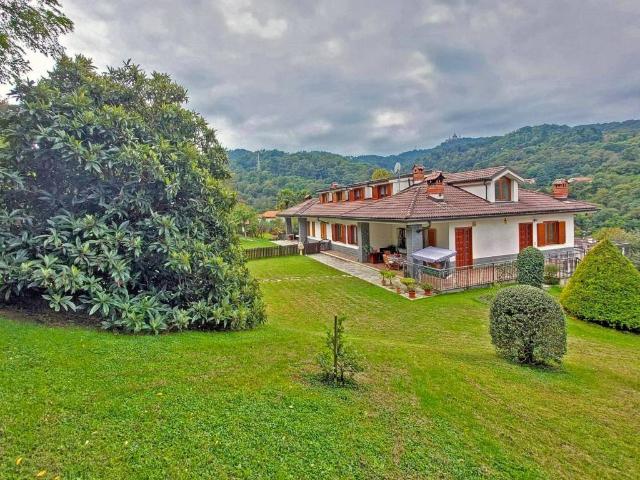 Villa Indipendente in vendita a Il Pilonetto, Piemonte