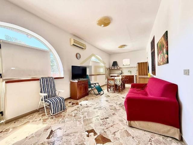 Villa Indipendente in vendita a Balestrate, Sicilia