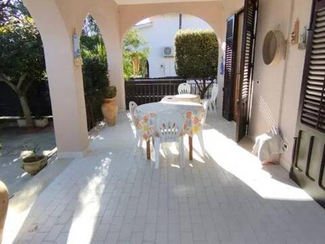 Villa Indipendente in vendita a Balestrate, Sicilia