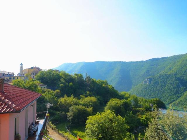 Villa Indipendente in vendita a Balestrino, Liguria