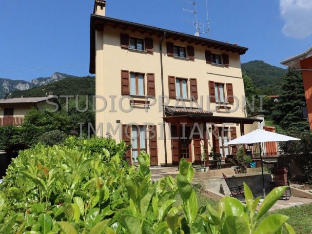 Villa Indipendente in vendita a Ballabio Inferiore, Ballabio