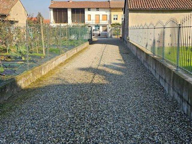 Villa Indipendente in vendita a Piemonte, Alessandria