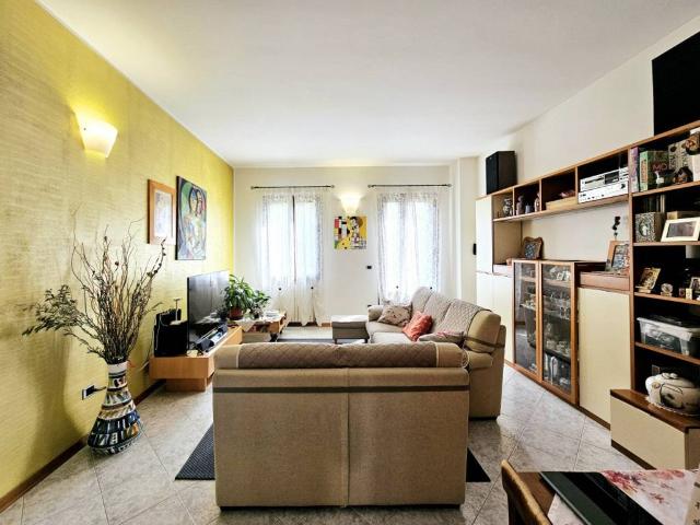 Villa Indipendente in vendita a Baone, Veneto