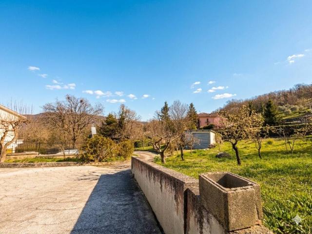 Villa Indipendente in vendita a Baranello, Molise