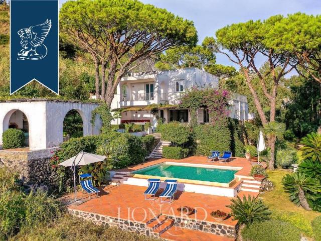 Villa Indipendente in vendita a Barano D'ischia, Campania