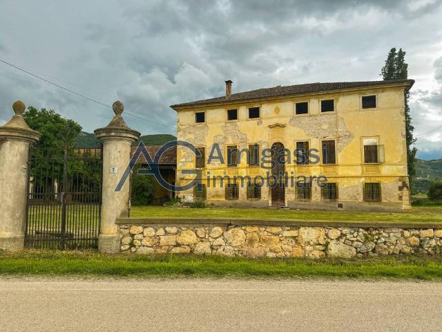 Villa Indipendente in vendita a Barbarano Mossano, Mossano