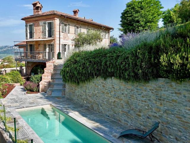 Villa Indipendente in vendita a Barbaresco, Cuneo