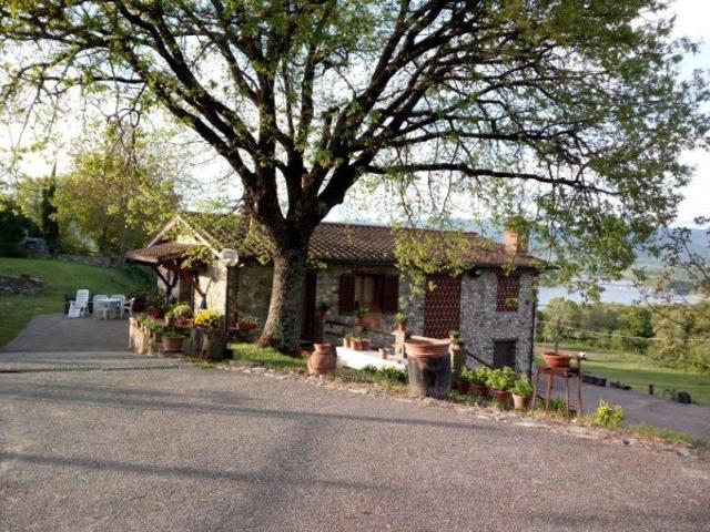 Villa Indipendente in vendita a Scarperia e San Piero, Toscana