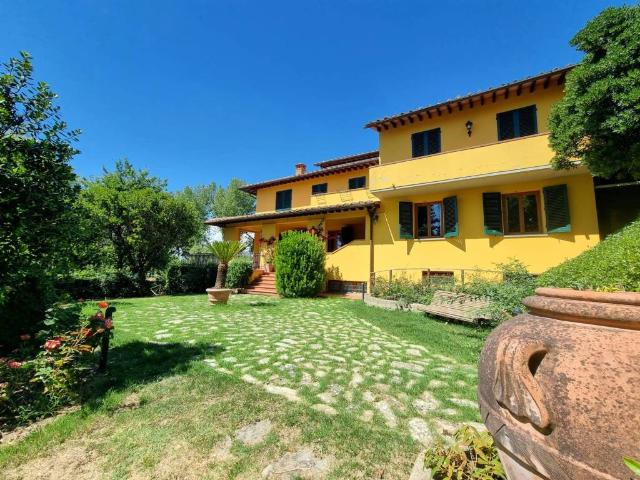 Villa Indipendente in vendita a Barberino Tavarnelle, Marcialla