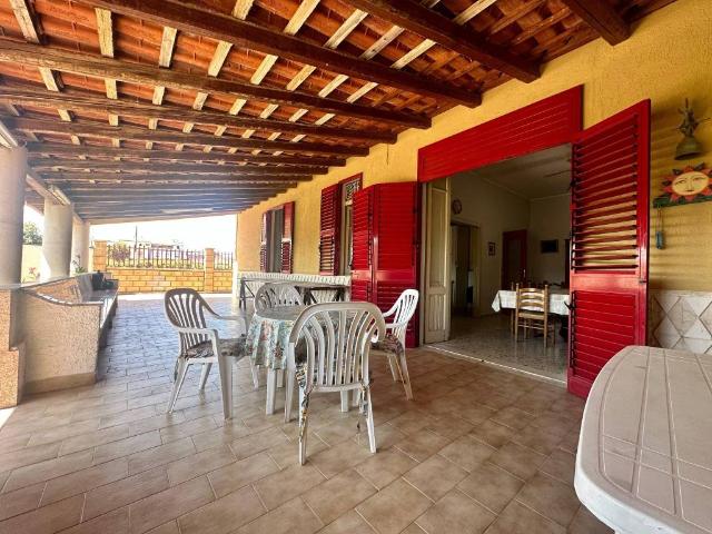 Villa Indipendente in vendita a Spine Sante, Barcellona Pozzo Di Gotto