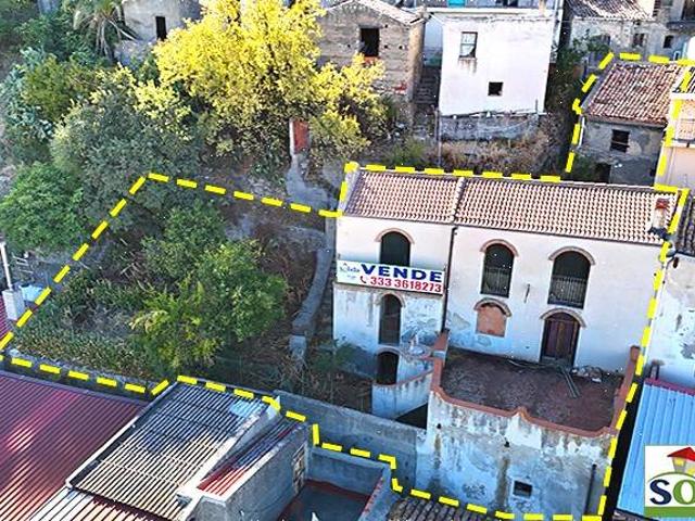 Villa Indipendente in vendita a Acquaficara, Barcellona Pozzo di Gotto