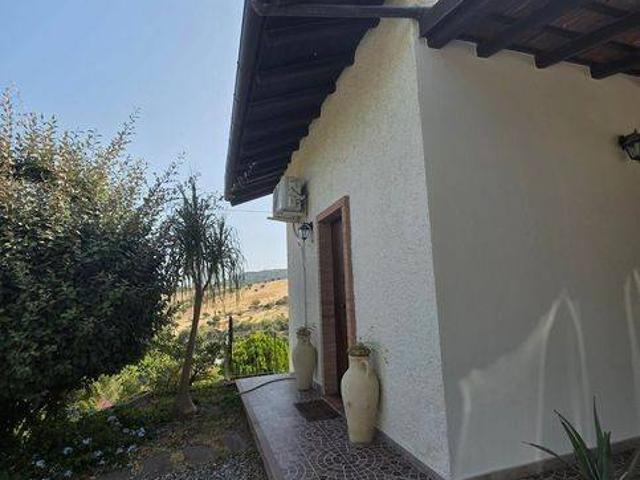 Villa Indipendente in vendita a Cannistrà, Barcellona Pozzo di Gotto
