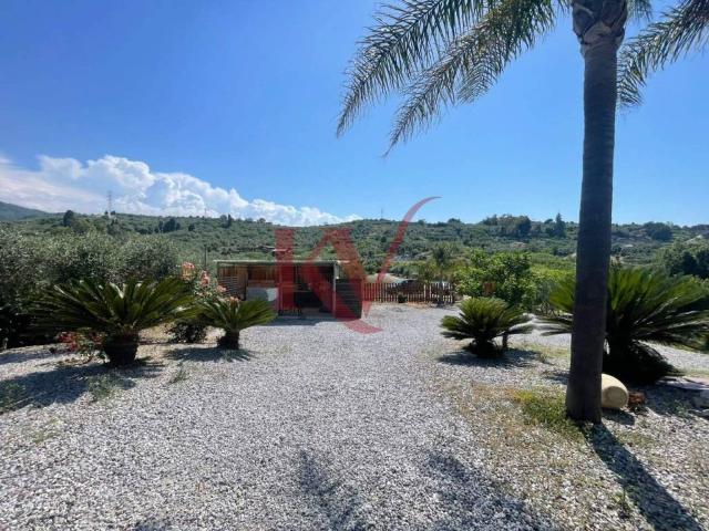 Villa Indipendente in vendita a Cannistrà, Barcellona Pozzo Di Gotto