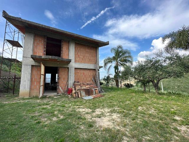Villa Indipendente in vendita a Barcellona Pozzo Di Gotto, Sicilia