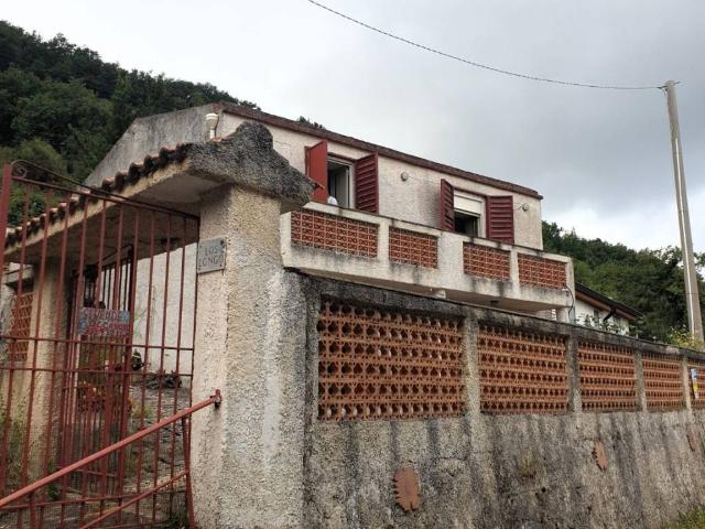 Villa Indipendente in vendita a Barcellona Pozzo Di Gotto, Sicilia