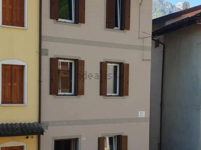 Villa Indipendente in vendita a Barcis, Friuli-Venezia Giulia