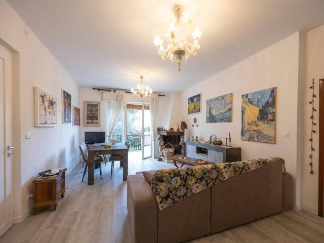 Villa Indipendente in vendita a Bardolino, Veneto