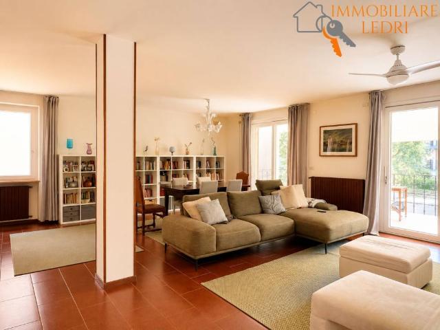 Villa Indipendente in vendita a Bardolino, Veneto