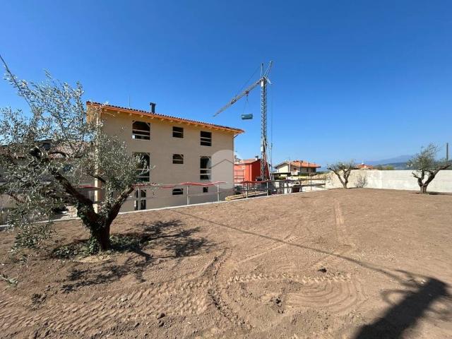 Villa Indipendente in vendita a Modena, Bardolino