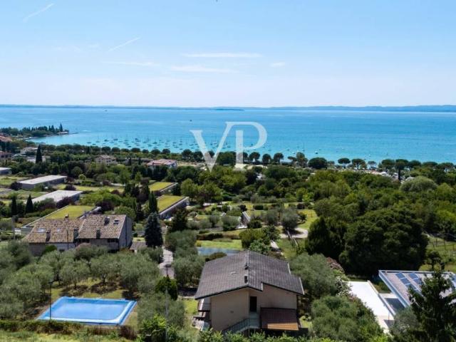 Villa Indipendente in vendita a Bardolino, Veneto