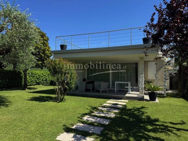 Villa Indipendente in vendita a Bardolino, Veneto
