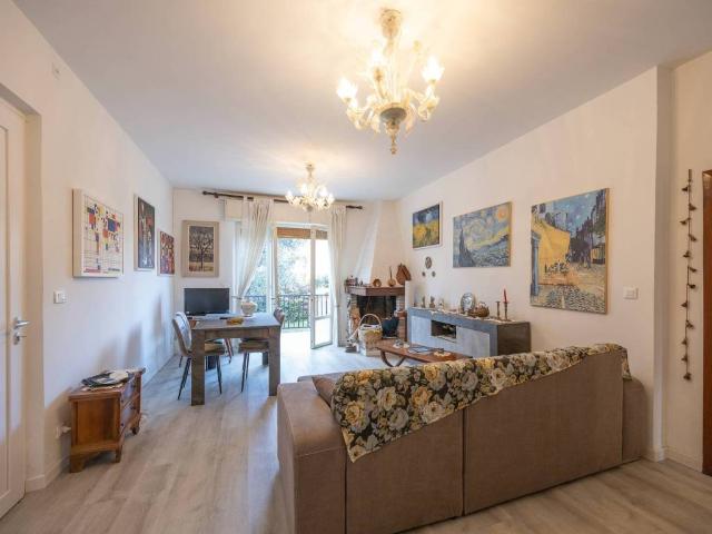 Villa Indipendente in vendita a Bardolino, Veneto