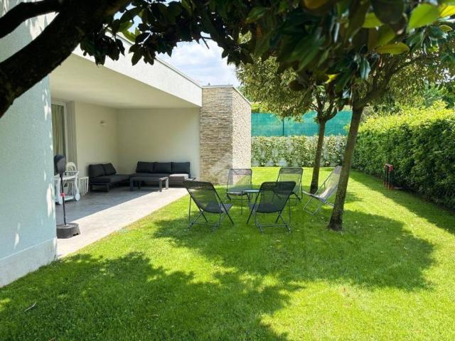 Villa Indipendente in vendita a Bardolino, Veneto