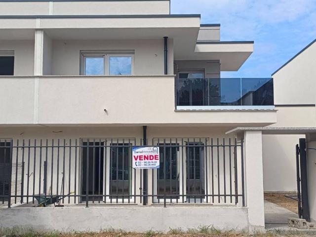 Villa Indipendente in vendita a Bareggio, Lombardia