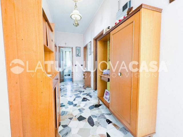 Villa Indipendente in vendita a Bareggio, Lombardia