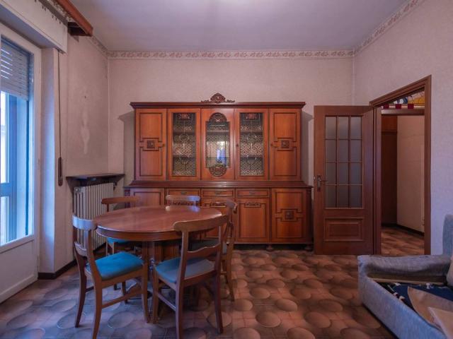 Villa Indipendente in vendita a Bareggio, Lombardia