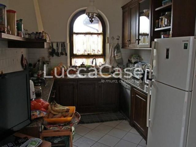 Villa Indipendente in vendita a Diversi, Barga