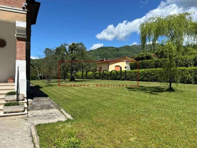 Villa Indipendente in vendita a Unione dei comuni Media Valle del Serchio, Barga