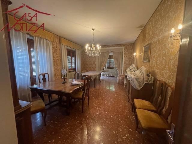 Villa Indipendente in vendita a Unione dei comuni Media Valle del Serchio, Barga