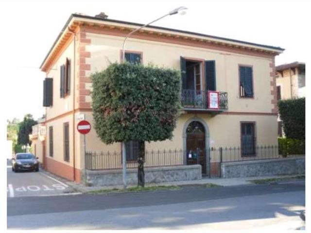 Villa Indipendente in vendita a Unione dei comuni Media Valle del Serchio, Barga