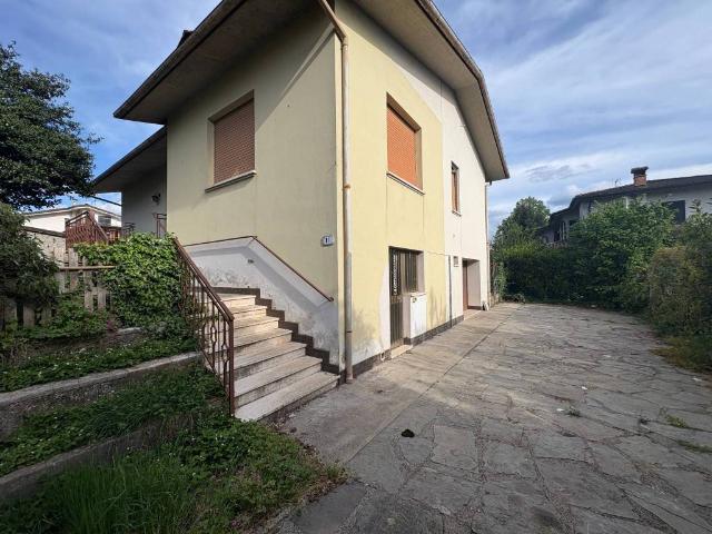 Villa Indipendente in vendita a Unione dei comuni Media Valle del Serchio, Barga