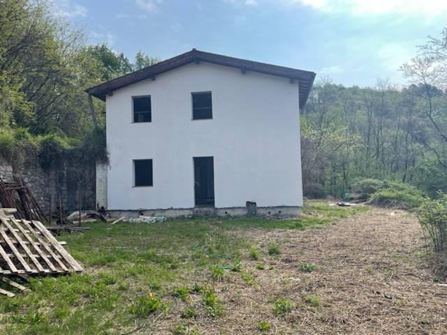 Villa Indipendente in vendita a Unione dei comuni Media Valle del Serchio, Barga