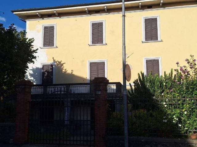 Villa Indipendente in vendita a Unione dei comuni Media Valle del Serchio, Barga