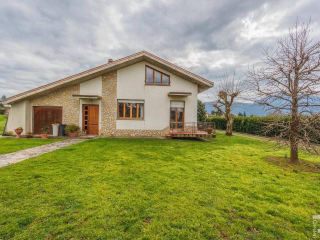 Villa Indipendente in vendita a Unione dei comuni Media Valle del Serchio, Barga