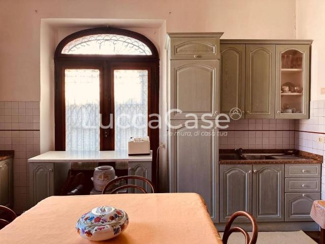 Villa Indipendente in vendita a Unione dei comuni Media Valle del Serchio, Barga
