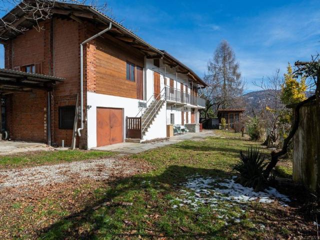 Villa Indipendente in vendita a Montescotto, Piemonte