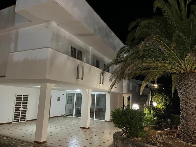 Villa Indipendente in vendita a San Giorgio, Puglia