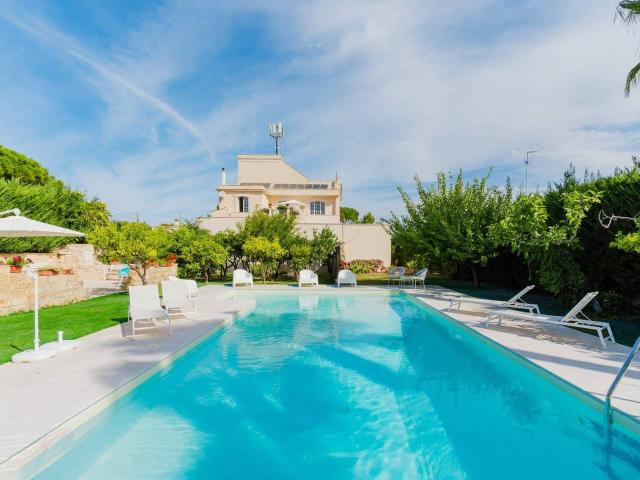 Villa Indipendente in vendita a Municipio 5, Puglia