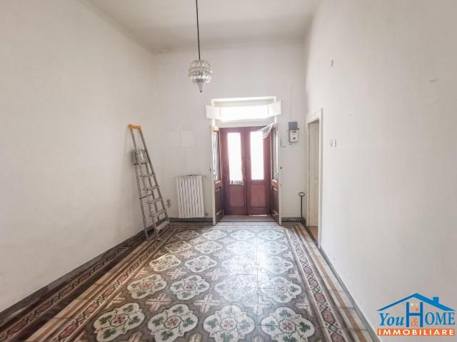 Villa Indipendente in vendita a Municipio 4, Puglia