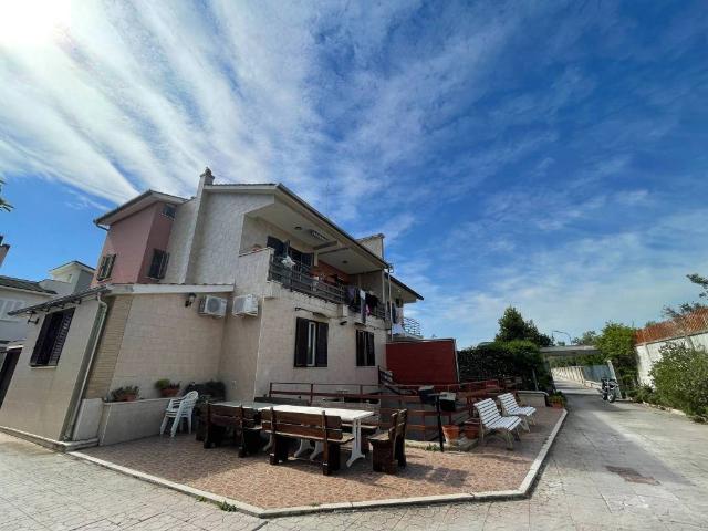 Villa Indipendente in vendita a Municipio 1, Puglia
