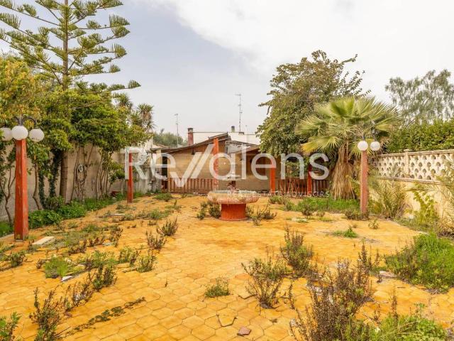 Villa Indipendente in vendita a Municipio 5, Puglia