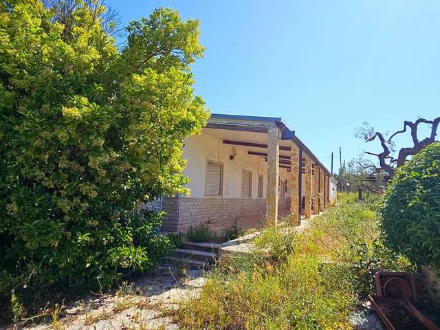 Villa Indipendente in vendita a Municipio 4, Puglia