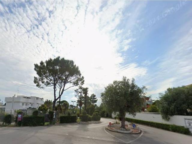 Villa Indipendente in vendita a Municipio 4, Puglia