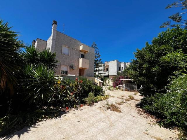 Villa Indipendente in vendita a Municipio 1, Puglia
