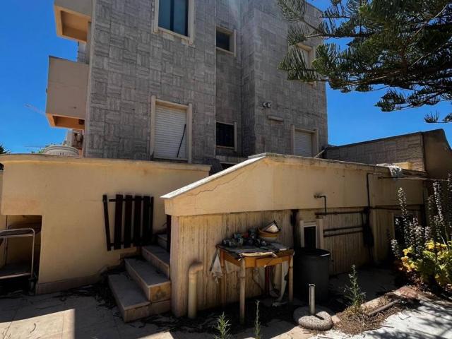 Villa Indipendente in vendita a Municipio 1, Puglia
