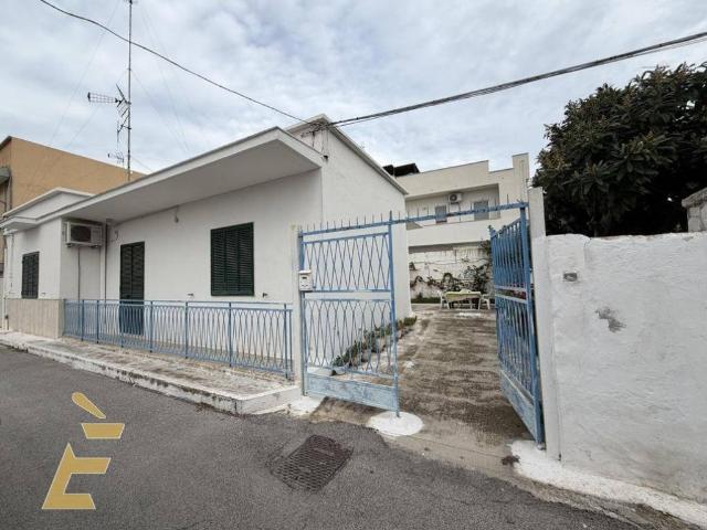 Villa Indipendente in vendita a Puglia, Bari